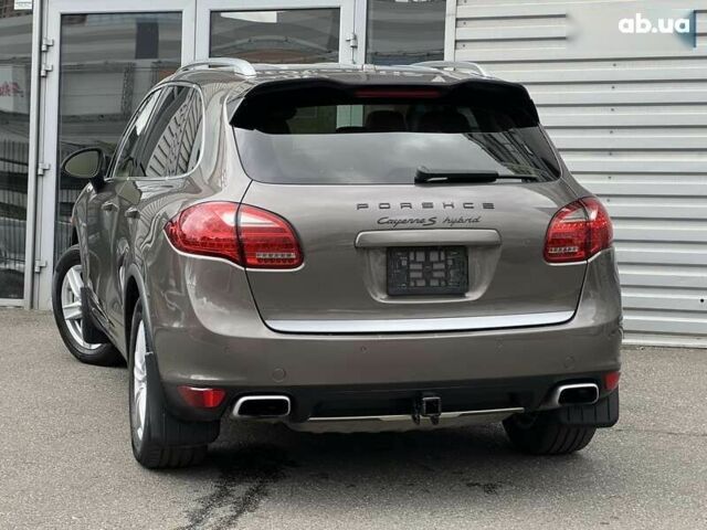 Порше Каен, объемом двигателя 0 л и пробегом 126 тыс. км за 16500 $, фото 8 на Automoto.ua