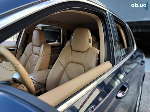 Порше Каен, объемом двигателя 3 л и пробегом 268 тыс. км за 19990 $, фото 3 на Automoto.ua