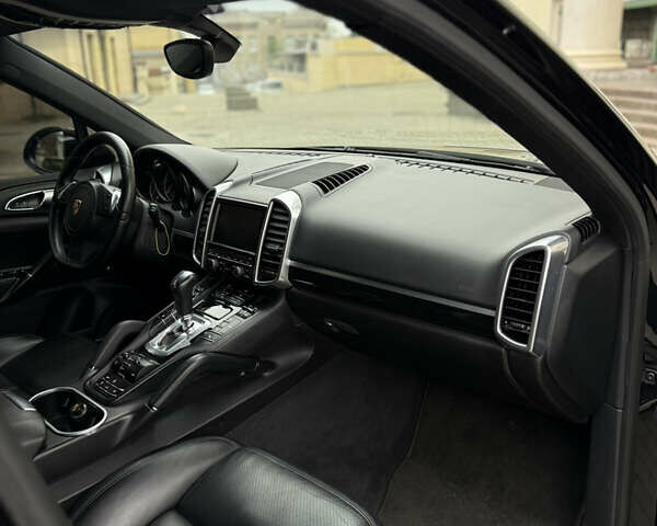 Порше Cayenne, об'ємом двигуна 3 л та пробігом 333 тис. км за 21500 $, фото 15 на Automoto.ua