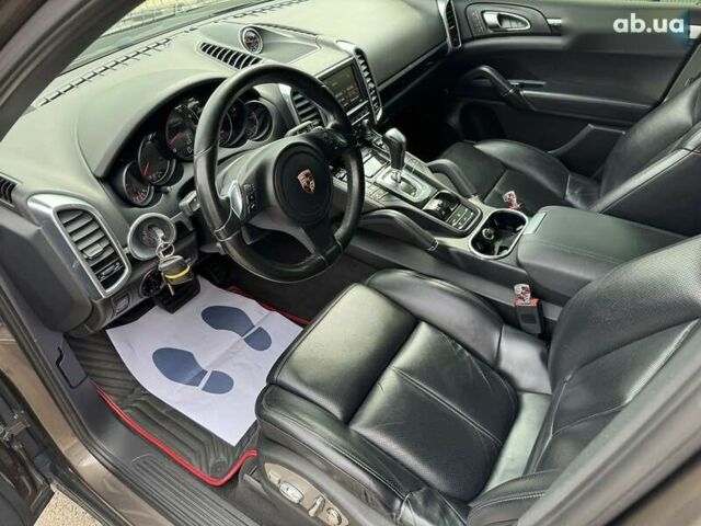 Порше Cayenne, об'ємом двигуна 0 л та пробігом 151 тис. км за 17990 $, фото 13 на Automoto.ua
