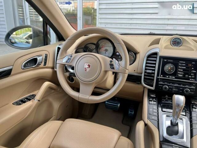 Порше Cayenne, об'ємом двигуна 0 л та пробігом 126 тис. км за 16500 $, фото 9 на Automoto.ua