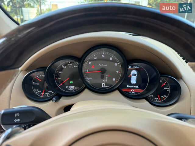 Порше Cayenne, об'ємом двигуна 3 л та пробігом 139 тис. км за 21000 $, фото 7 на Automoto.ua