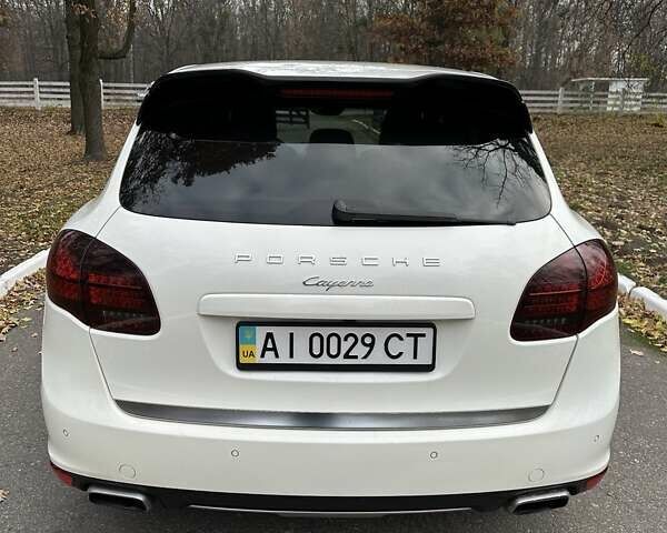 Порше Cayenne, об'ємом двигуна 3 л та пробігом 264 тис. км за 28000 $, фото 3 на Automoto.ua