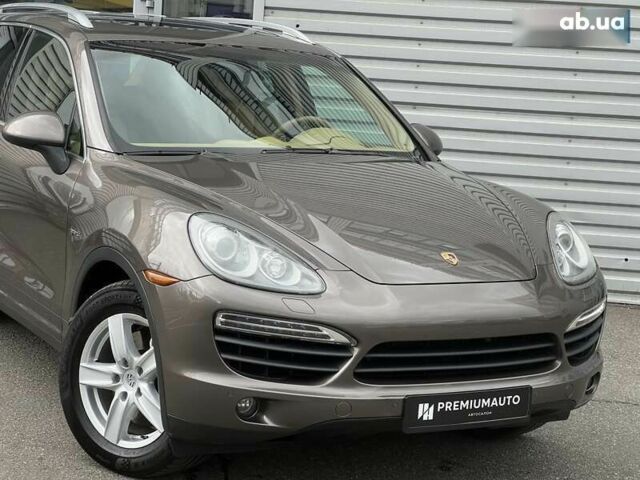 Порше Каен, объемом двигателя 0 л и пробегом 126 тыс. км за 17500 $, фото 3 на Automoto.ua