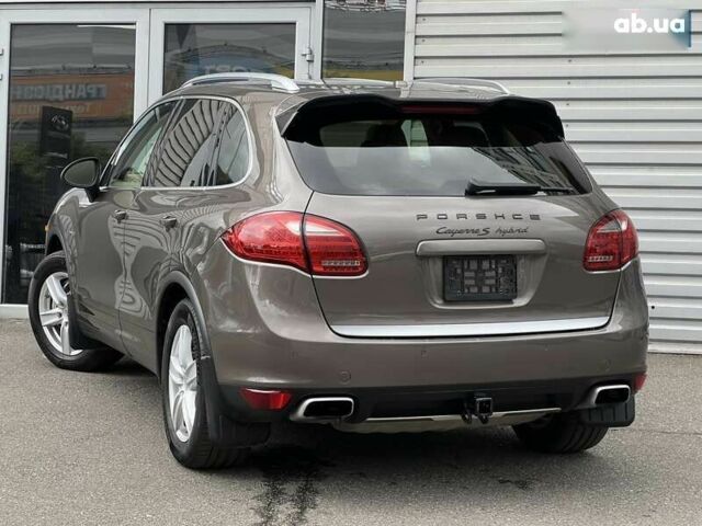 Порше Cayenne, об'ємом двигуна 0 л та пробігом 126 тис. км за 16500 $, фото 5 на Automoto.ua