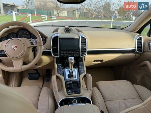 Порше Cayenne, об'ємом двигуна 3 л та пробігом 212 тис. км за 26500 $, фото 8 на Automoto.ua