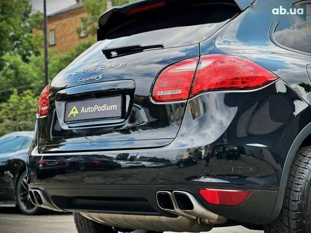 Порше Cayenne, об'ємом двигуна 4.1 л та пробігом 273 тис. км за 23999 $, фото 15 на Automoto.ua