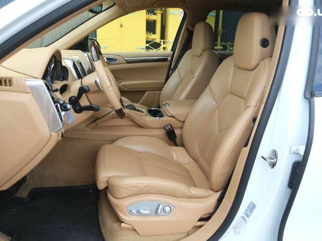 Порше Каен, объемом двигателя 3 л и пробегом 150 тыс. км за 26500 $, фото 6 на Automoto.ua