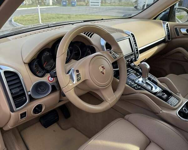 Порше Cayenne, об'ємом двигуна 3 л та пробігом 212 тис. км за 26500 $, фото 9 на Automoto.ua