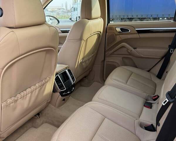 Порше Cayenne, об'ємом двигуна 3 л та пробігом 212 тис. км за 26500 $, фото 13 на Automoto.ua