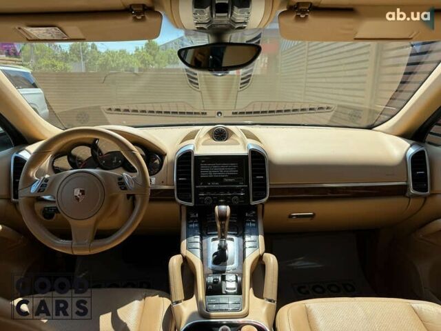 Порше Каен, объемом двигателя 3 л и пробегом 142 тыс. км за 22500 $, фото 19 на Automoto.ua