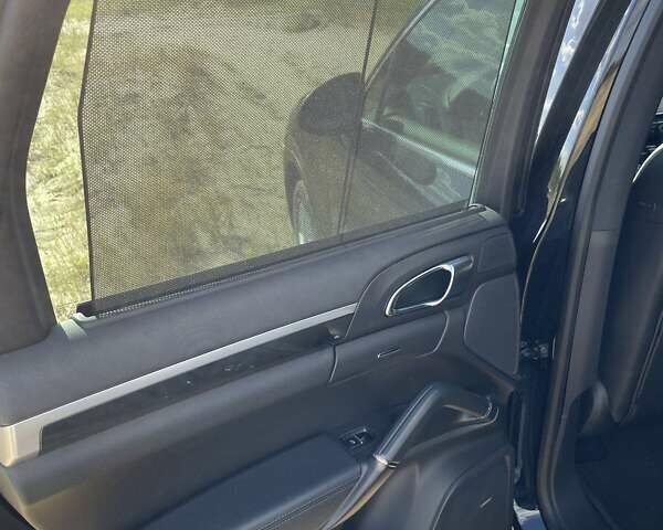 Порше Каен, объемом двигателя 3 л и пробегом 120 тыс. км за 28999 $, фото 26 на Automoto.ua