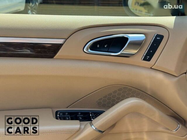 Порше Каен, объемом двигателя 3 л и пробегом 142 тыс. км за 22500 $, фото 14 на Automoto.ua