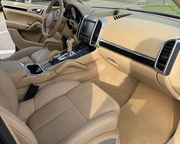 Порше Cayenne, об'ємом двигуна 3 л та пробігом 212 тис. км за 26500 $, фото 10 на Automoto.ua