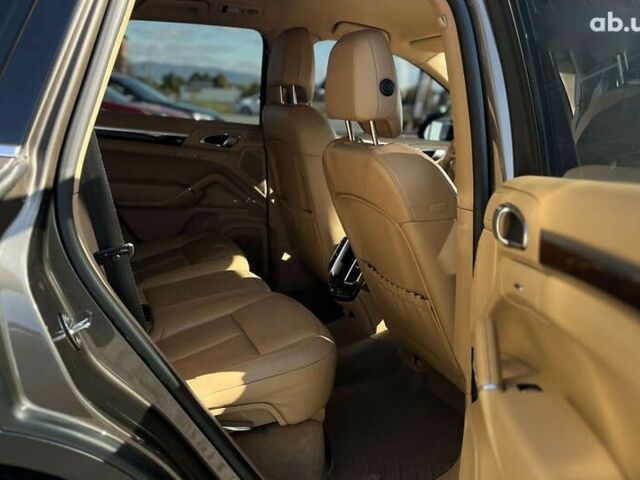Порше Каен, объемом двигателя 3 л и пробегом 198 тыс. км за 21800 $, фото 12 на Automoto.ua