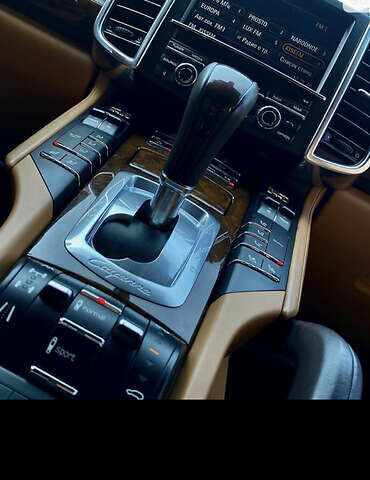 Порше Cayenne, об'ємом двигуна 4.8 л та пробігом 124 тис. км за 29900 $, фото 9 на Automoto.ua