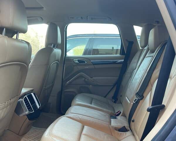 Порше Cayenne, об'ємом двигуна 3 л та пробігом 213 тис. км за 24900 $, фото 6 на Automoto.ua