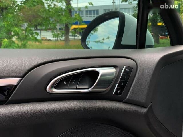 Порше Cayenne, об'ємом двигуна 3 л та пробігом 193 тис. км за 23700 $, фото 28 на Automoto.ua