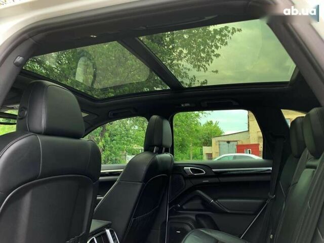 Порше Каен, объемом двигателя 3 л и пробегом 190 тыс. км за 23800 $, фото 27 на Automoto.ua