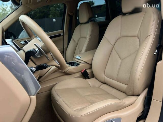 Порше Каен, объемом двигателя 3 л и пробегом 187 тыс. км за 23500 $, фото 22 на Automoto.ua