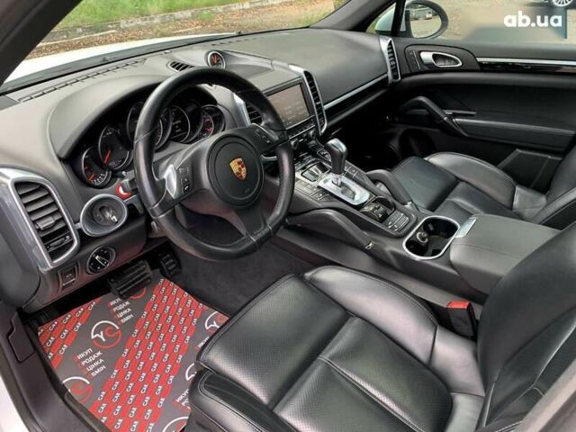 Порше Каен, объемом двигателя 3 л и пробегом 190 тыс. км за 23800 $, фото 25 на Automoto.ua