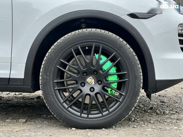 Порше Каен, объемом двигателя 3 л и пробегом 187 тыс. км за 23500 $, фото 17 на Automoto.ua