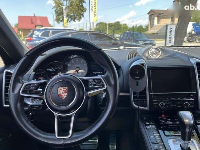 Порше Cayenne, об'ємом двигуна 0 л та пробігом 142 тис. км за 33000 $, фото 23 на Automoto.ua