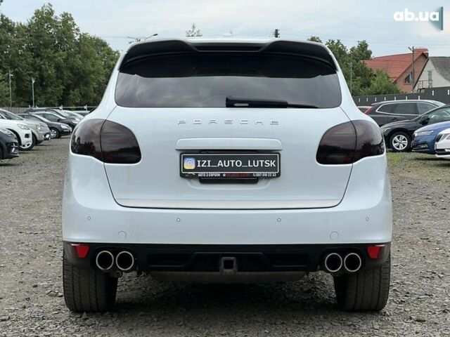 Порше Каен, объемом двигателя 3 л и пробегом 187 тыс. км за 23500 $, фото 6 на Automoto.ua