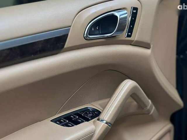 Порше Каен, объемом двигателя 3.6 л и пробегом 260 тыс. км за 32500 $, фото 10 на Automoto.ua