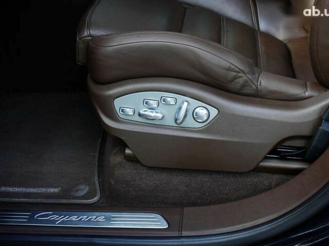 Порше Каен, объемом двигателя 3 л и пробегом 124 тыс. км за 38999 $, фото 23 на Automoto.ua