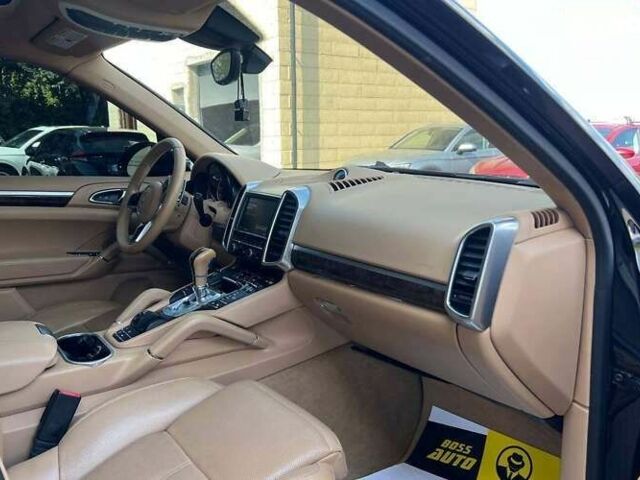 Порше Каен, объемом двигателя 3.6 л и пробегом 260 тыс. км за 32500 $, фото 23 на Automoto.ua