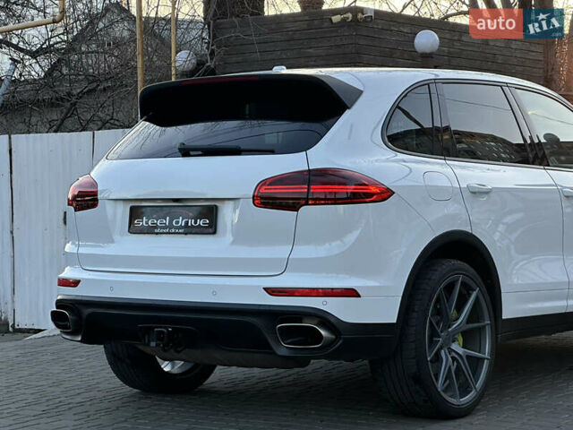 Порше Каен, объемом двигателя 3 л и пробегом 344 тыс. км за 26499 $, фото 15 на Automoto.ua