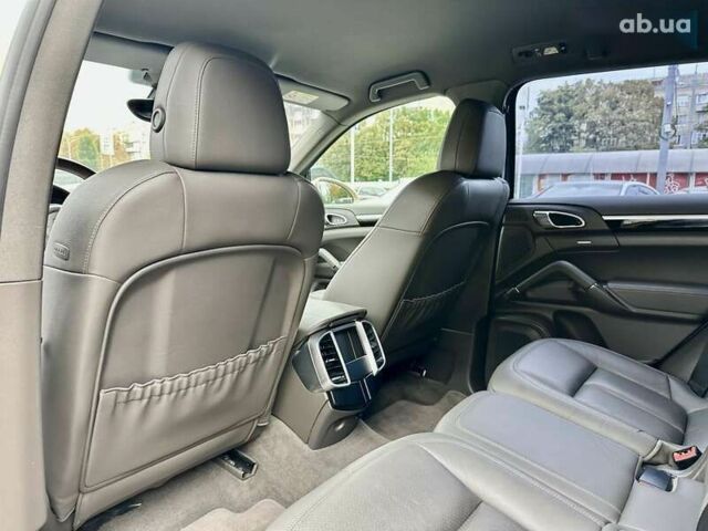 Порше Каен, объемом двигателя 3 л и пробегом 189 тыс. км за 33800 $, фото 20 на Automoto.ua