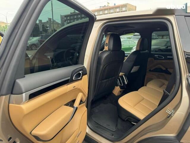 Порше Каен, объемом двигателя 3 л и пробегом 163 тыс. км за 35500 $, фото 21 на Automoto.ua