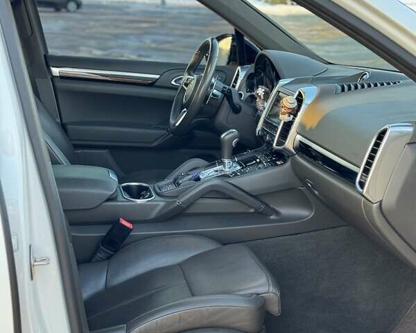 Порше Cayenne, об'ємом двигуна 3.6 л та пробігом 85 тис. км за 40000 $, фото 19 на Automoto.ua