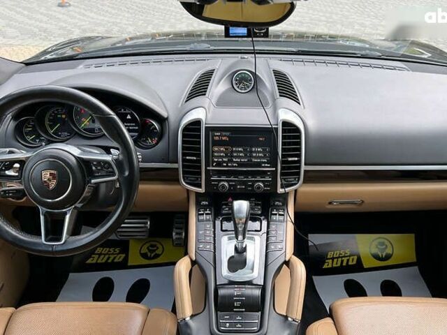 Порше Cayenne, об'ємом двигуна 0 л та пробігом 142 тис. км за 33900 $, фото 10 на Automoto.ua