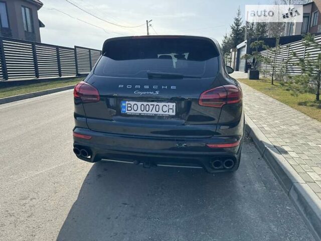 Порше Каен, объемом двигателя 4.13 л и пробегом 309 тыс. км за 42500 $, фото 6 на Automoto.ua