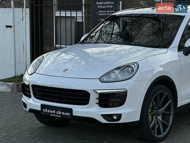 Порше Каен, объемом двигателя 3 л и пробегом 344 тыс. км за 26499 $, фото 6 на Automoto.ua