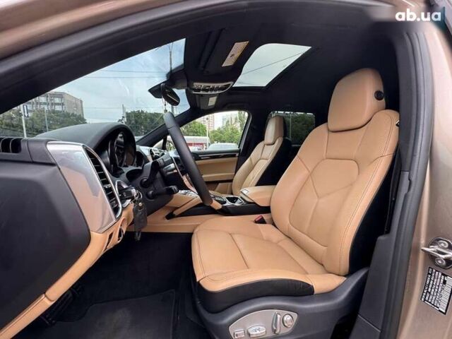 Порше Каен, объемом двигателя 3 л и пробегом 163 тыс. км за 35500 $, фото 12 на Automoto.ua
