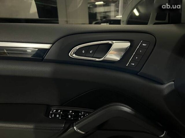 Порше Каен, объемом двигателя 3.6 л и пробегом 147 тыс. км за 27900 $, фото 25 на Automoto.ua