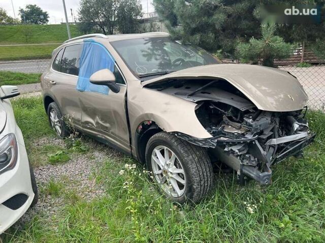 Порше Cayenne, об'ємом двигуна 3.6 л та пробігом 53 тис. км за 10700 $, фото 5 на Automoto.ua