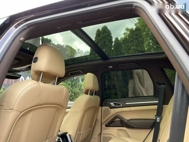 Порше Каен, объемом двигателя 4.1 л и пробегом 60 тыс. км за 59999 $, фото 26 на Automoto.ua