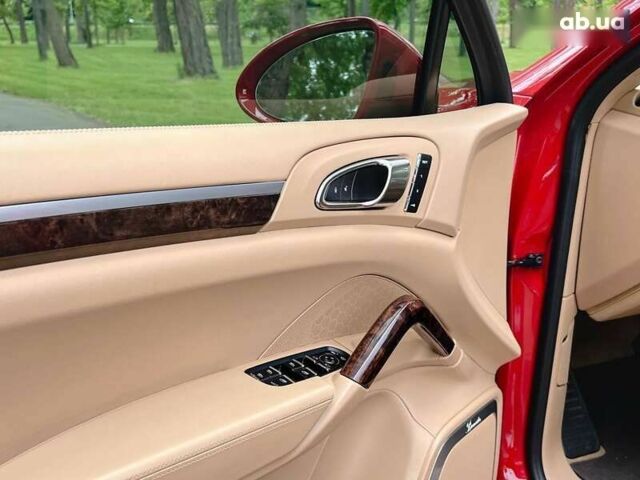 Порше Каен 2015 в Киеве на Automoto.ua Порше Каен, объемом двигателя 4.8 л и пробегом 98 тыс. км за 34990 $, фото 16 на Automoto.ua