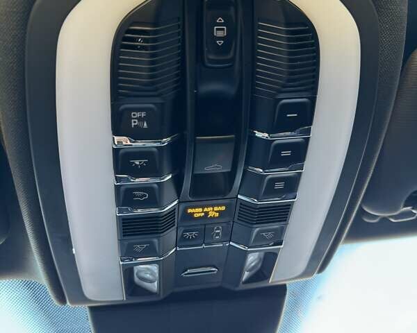Порше Cayenne, об'ємом двигуна 3.6 л та пробігом 85 тис. км за 40000 $, фото 8 на Automoto.ua