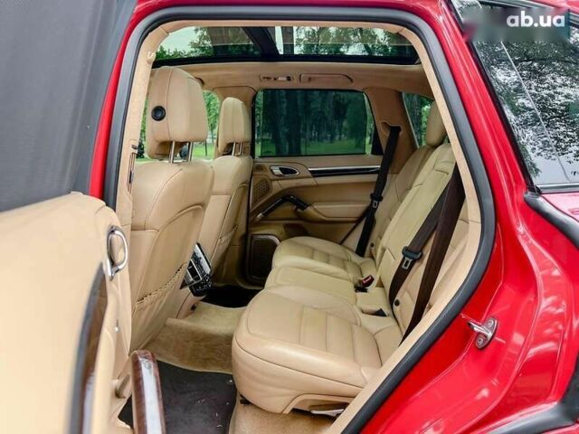 Порше Каен 2015 в Киеве на Automoto.ua Порше Каен, объемом двигателя 4.8 л и пробегом 98 тыс. км за 34990 $, фото 25 на Automoto.ua