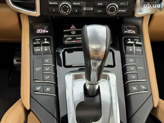 Порше Каен, объемом двигателя 3 л и пробегом 163 тыс. км за 35500 $, фото 20 на Automoto.ua