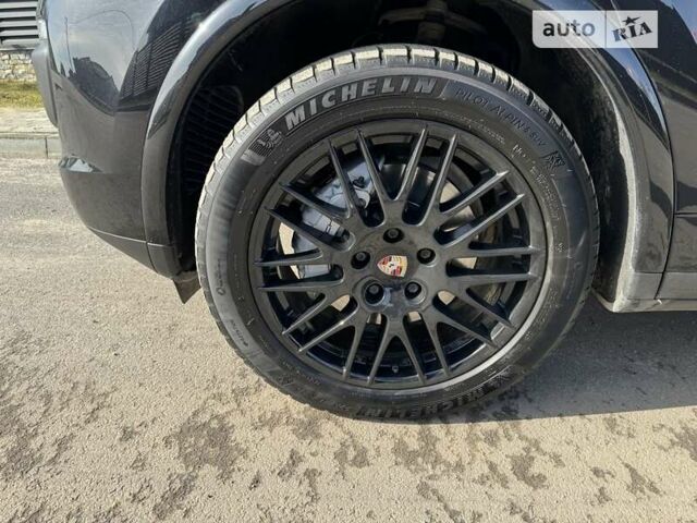 Порше Каен, объемом двигателя 4.13 л и пробегом 309 тыс. км за 42500 $, фото 8 на Automoto.ua