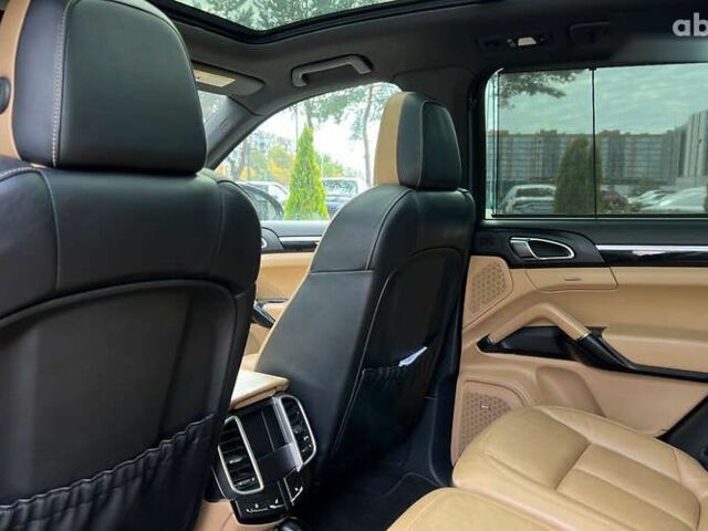 Порше Cayenne, об'ємом двигуна 0 л та пробігом 142 тис. км за 33900 $, фото 23 на Automoto.ua