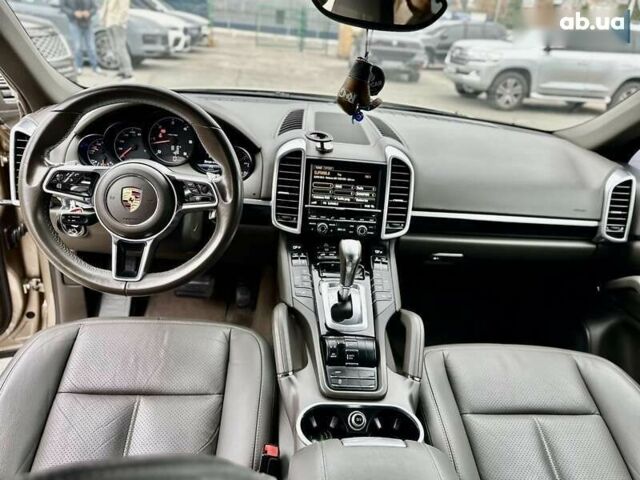 Порше Каен, объемом двигателя 3 л и пробегом 189 тыс. км за 33800 $, фото 24 на Automoto.ua