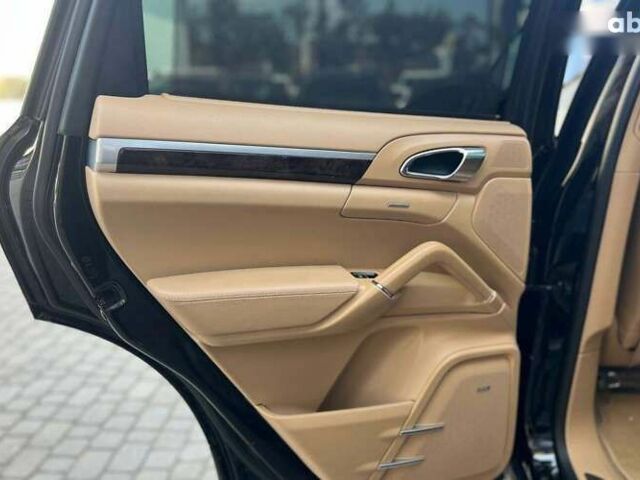 Порше Каен, объемом двигателя 3.6 л и пробегом 260 тыс. км за 32500 $, фото 26 на Automoto.ua